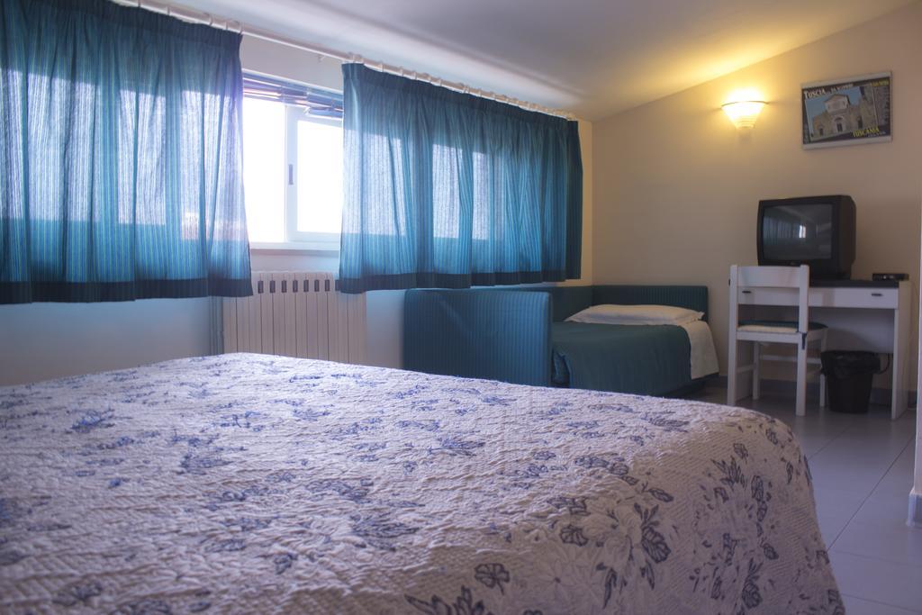 Hotel Falisco Fabrica di Roma Oda fotoğraf