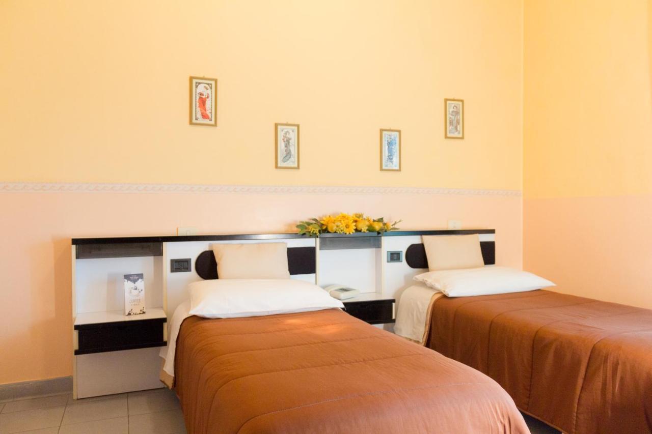 Hotel Falisco Fabrica di Roma Dış mekan fotoğraf